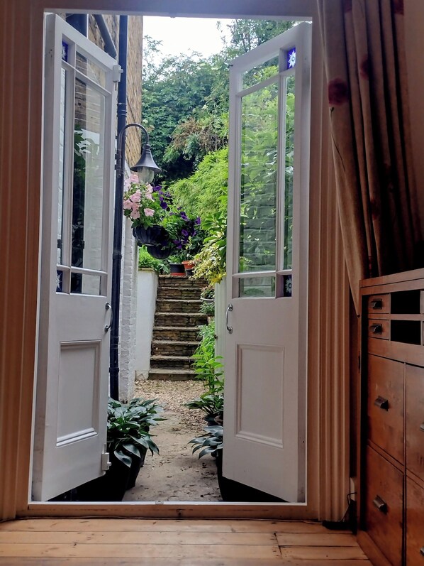 Interior - Annette's Place, Greenwich (London) - Garden Apartment (close to the O2 Arena) (London)