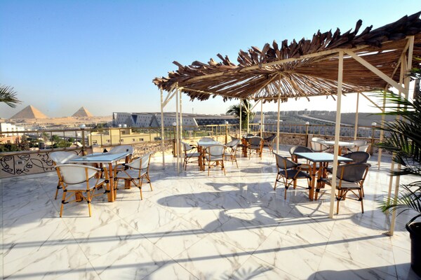 Topview Pyramids And Museum - Egypt
