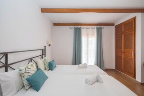 1 camera, ferro/asse da stiro, Wi-Fi gratuito, lenzuola