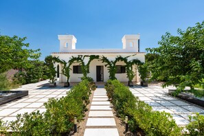 Front of property - 4147 Villa Daversa by Barbarhouse (Manduria)