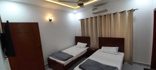 Zaviya Guest House