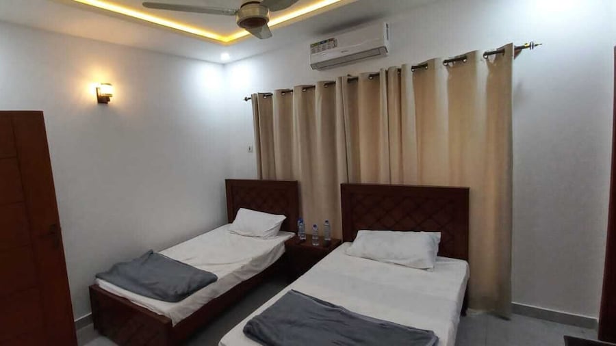Zaviya Guest House