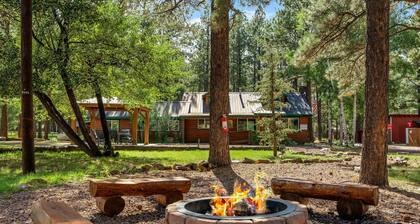 Lazy Trout Big 10 Lodge