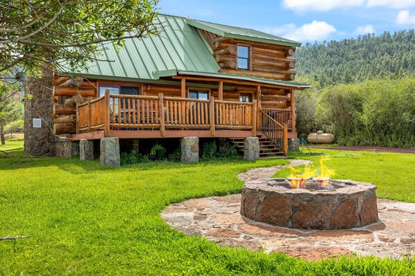 Unclassified image, 1 of 38, button