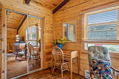 Lazy Trout Lazy Bear Cabin