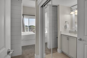 2 habitaciones, internet y ropa de cama 