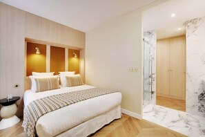 2 bedrooms, iron/ironing board, travel cot, WiFi - ONIRI - Sublime Serviced 2-BR - Place Vendôme (Paris)