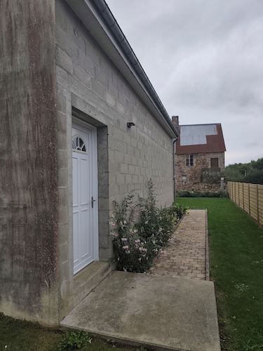 Loft with small kitchen. Suitable for students or people on the move
