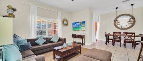 Una televisión, videojuegos, una oficina