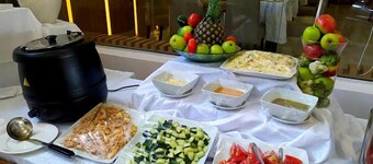 Towlab Hotel & Suites