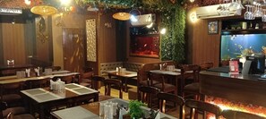 بار (في المنشاة)