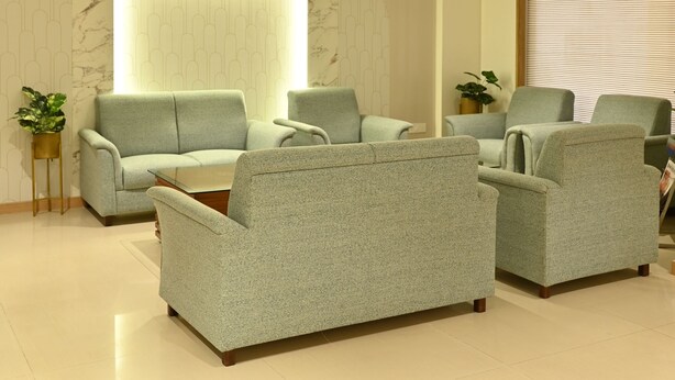 Quầy tiếp tân