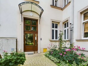 Exterior detail - Stylish Studio in the Center | Balcony and 900 m to the Market Square (Kraków)