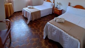 Laptop workspace, free WiFi - Alquilo Habitacion Quintana del Castillo (Quintana del Castillo)