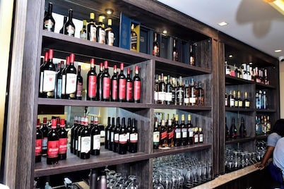 Royal Continental Suites and Apartments