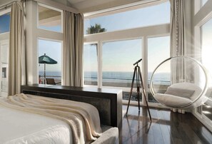 3 bedrooms, desk, iron/ironing board, WiFi - Oceanfront Luxe Strand Home | Movie Theater | 3BR (Manhattan Beach)