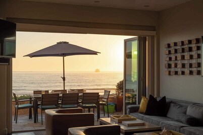 Luxury Beachfront Strand Home I Private Theater