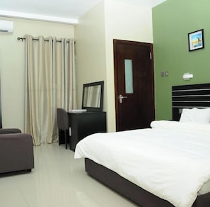 Deluxe-Zimmer, Balkon, Stadtblick