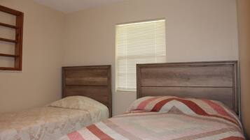 3 bedrooms, WiFi, bed sheets