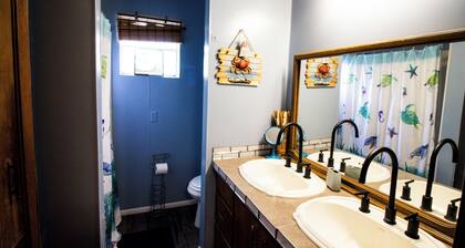 223 Beach-Great home w/ all the amenities needed for a great fishing getaway.