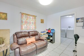 Interior - Game Room, Sunroom + Pool Access! Cozy Tampa Home! (Tampa)