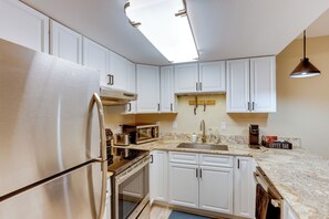 Apartment (1 Bedroom) | Interior - Pool Access: Adventure Base Camp Near Dtwn Durango (Durango)