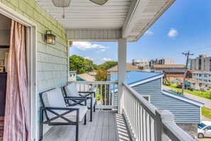 Property grounds - Walk to Seaside: North Myrtle Beach Gem w/ Views! (North Myrtle Beach)