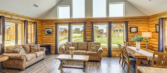 Mountain-view Red Lodge Home - 10 Mi to Skiing!