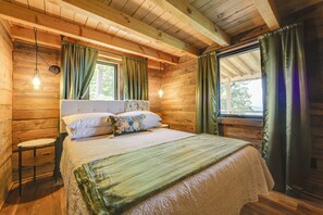 House (2 Bedrooms) | Interior - Dreamy Penrose Cabin w/ Panoramic Mountain Views (Penrose)