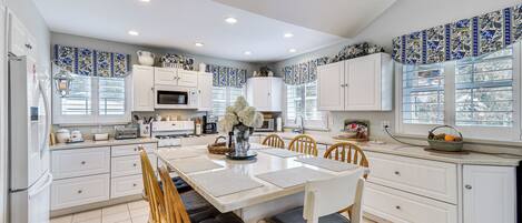 Talo (5 Bedrooms) | Sisätilat