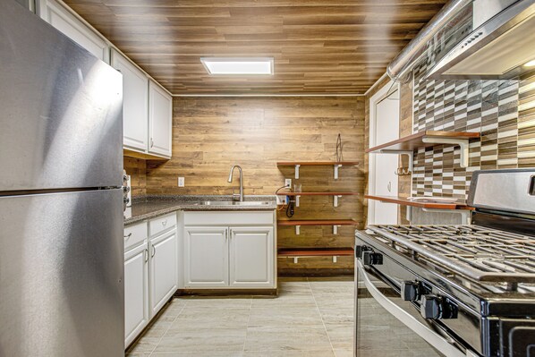 Casa (2 Bedrooms) | Interior