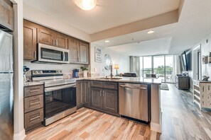 Interior - 2 Mi to Ocean: Waterfront North Myrtle Beach Condo (North Myrtle Beach)