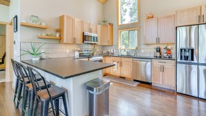 單棟房屋 (3 Bedrooms) | 內部