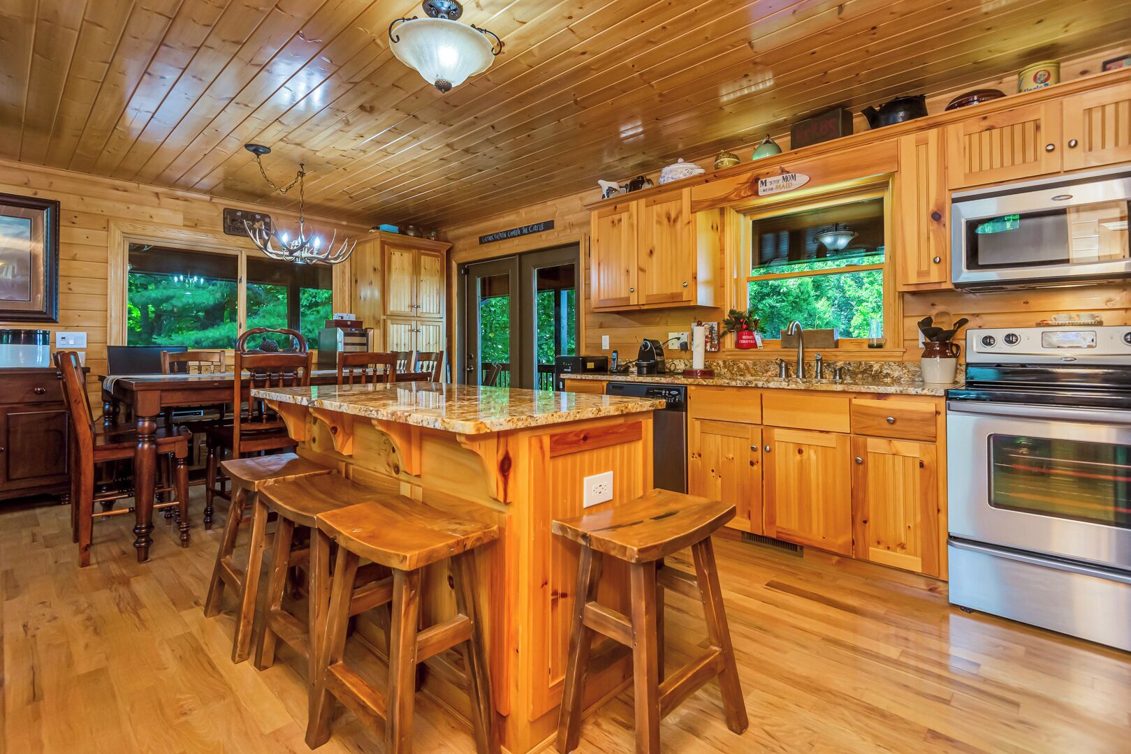 Rumah (4 Bedrooms) | Interior