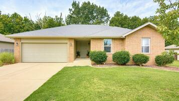 House (3 Bedrooms) | Front of property