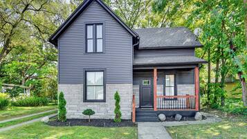 House (3 Bedrooms) | Front of property