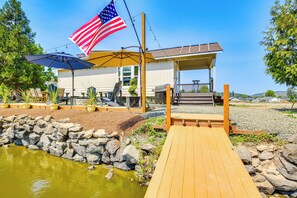 House (1 Bedroom) | Interior - Southern Oregon Cabin: Fire Pit & Private Pond! (Oakland)