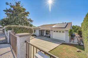 Interior - Sun-soaked Home < 9 Mi to Downtown San Diego (Lemon Grove)