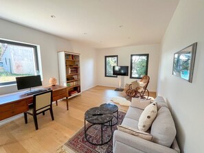 Living area - Ria d'Etel, modern Home facing the sea (Plouhinec)