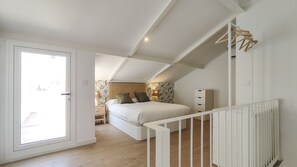 1 slaapkamer, een strijkplank/strijkijzer, gratis wifi, beddengoed
