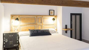 3 slaapkamers, een strijkplank/strijkijzer, gratis wifi, beddengoed