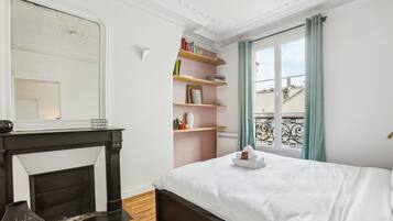 2 Schlafzimmer, Schreibtisch, BĂŒgeleisen/BĂŒgelbrett, Reisekinderbett