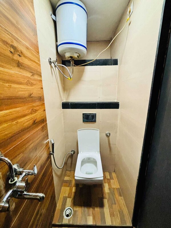 Double Room | Bilik Mandi