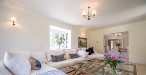 Hus | 4 soverom, skrivebord, strykejern/-brett og internett