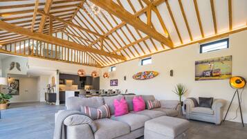 House | 4 bedrooms, Internet