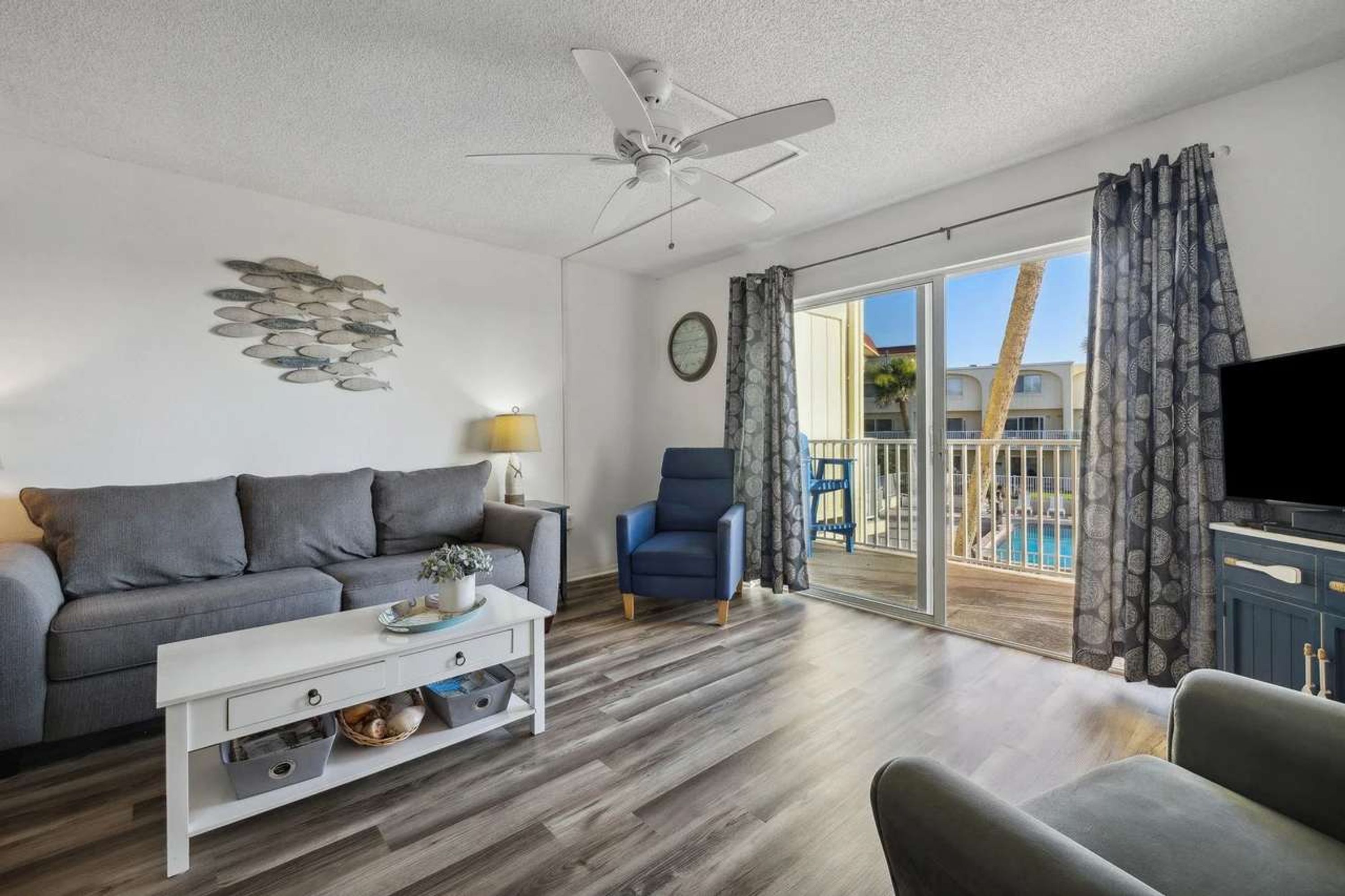 Apartment | 2 bedrooms, desk, Internet