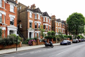 Apartment | 1 bedroom, Internet - An Idyllic Escape in London (London)