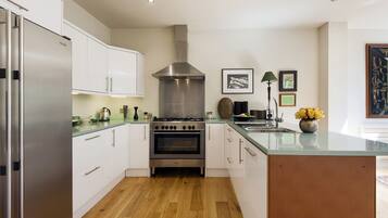 Rumah | 3 kamar tidur dan internet