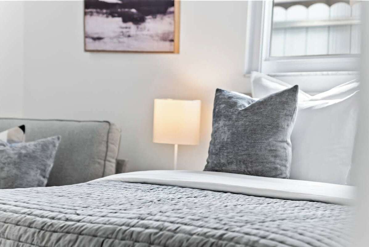 3 多间卧室、熨斗/熨衣板、WiFi、床单