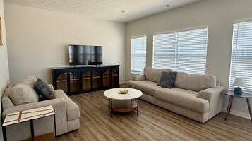 Télévision, espaces bureaux